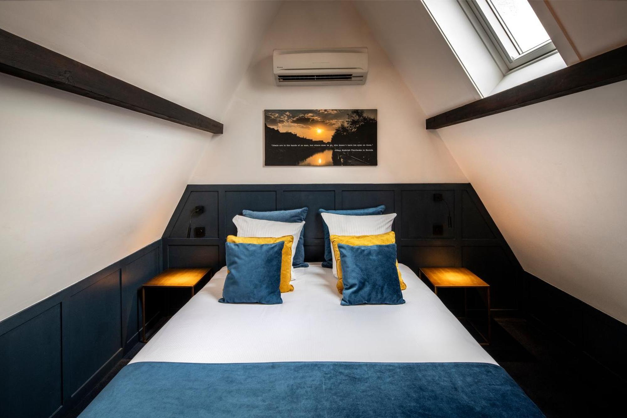 Cty Books Hotel เลเดน ห้อง รูปภาพ