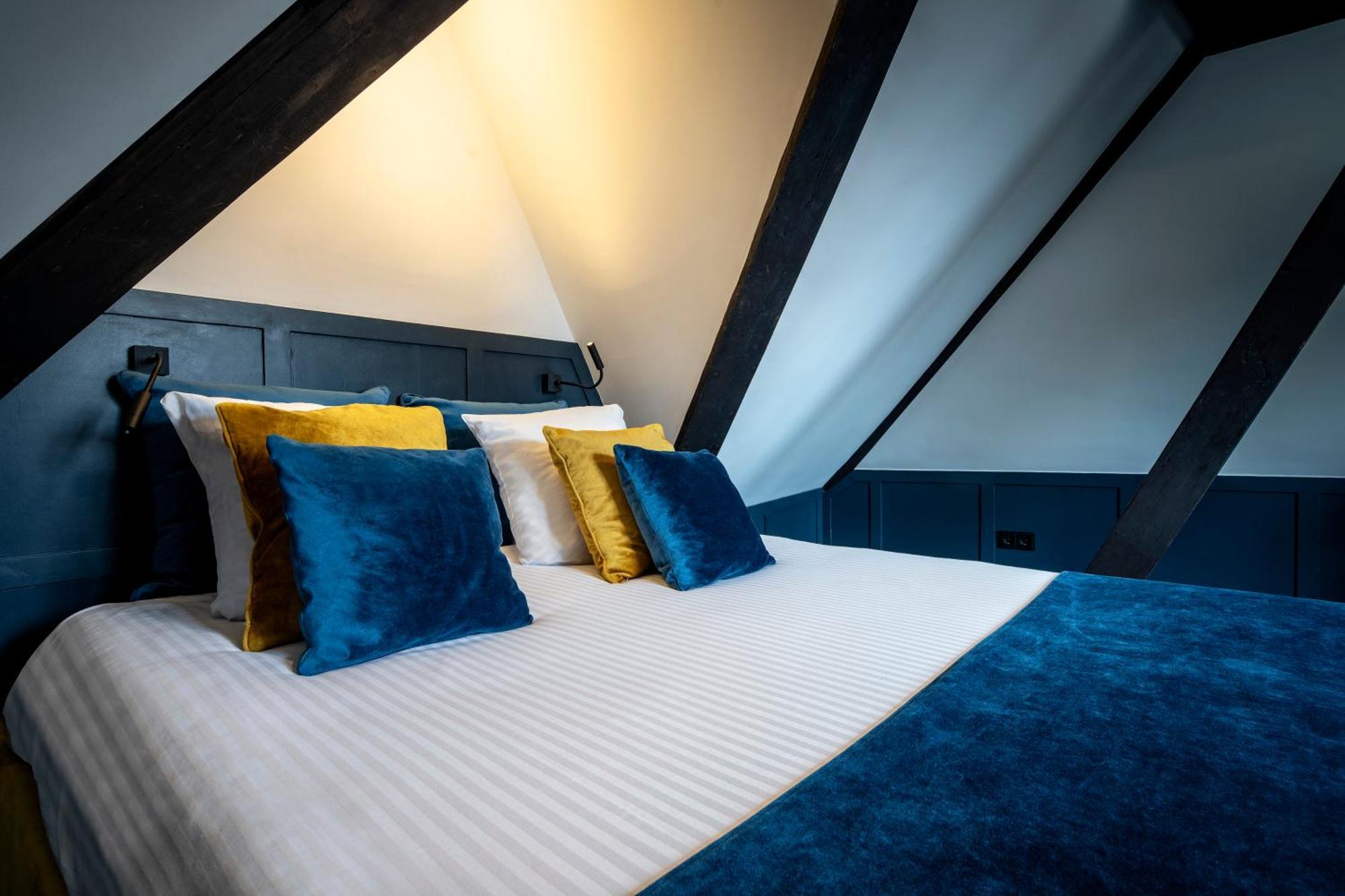 Cty Books Hotel เลเดน ห้อง รูปภาพ